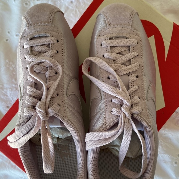 Brand New Nike Cortez Sneakers (Women’s Size US 7.5) - Picture 6 of 6